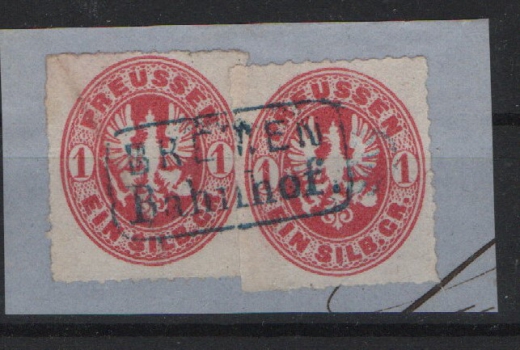 Preußen, ca. 1862, Mi.- Nr.: 16 (2x), gestempelt, auf Briefstück, mit kl. Kastenstempel (Vorhila) Bremen Bahnhof in blau (!)! Selten!